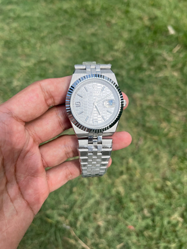 Land Dweller - White Dial - Silver Bracelet