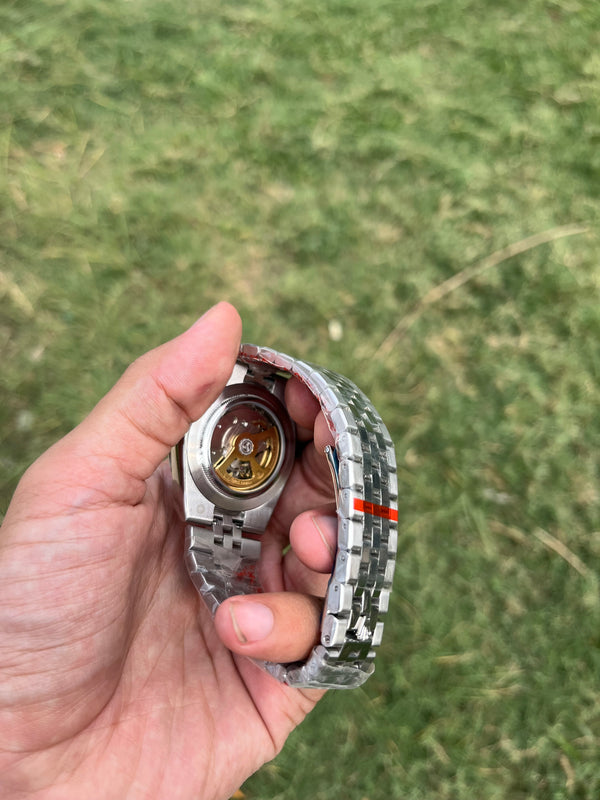 Land Dweller - White Dial - Silver Bracelet