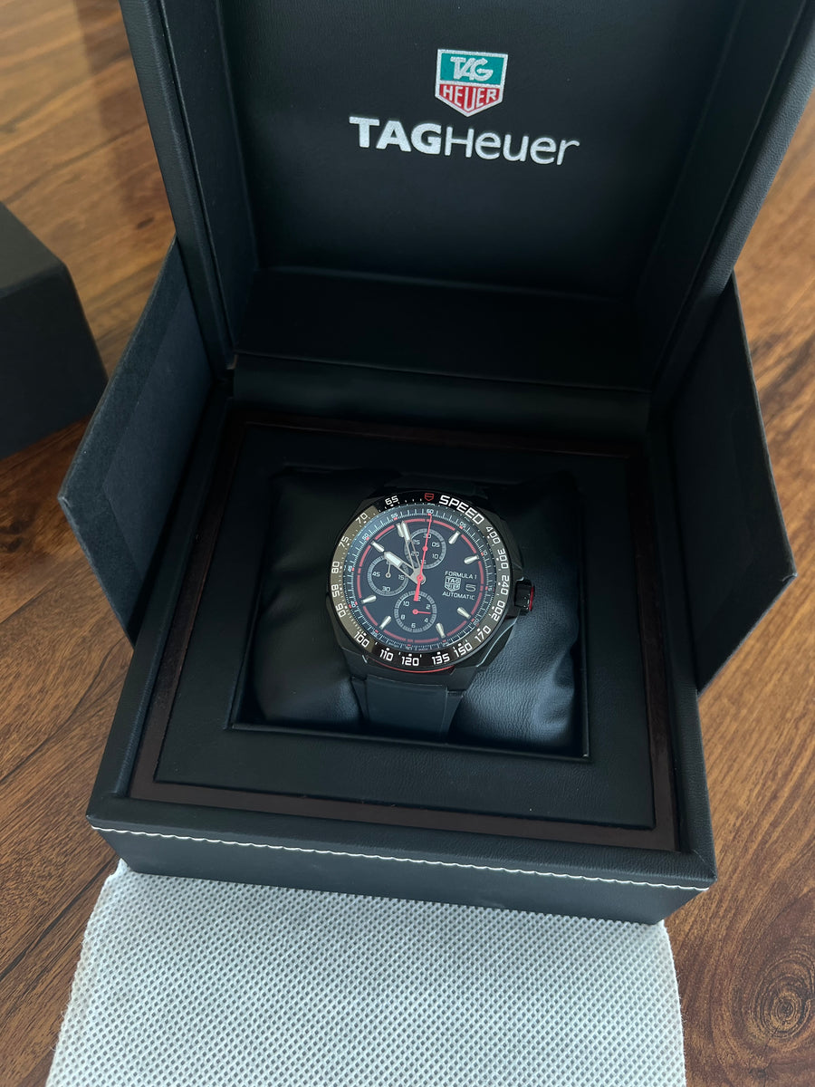 Formula 1 Chronograph Watch - Matt Black Dial - Black Silicone Strap