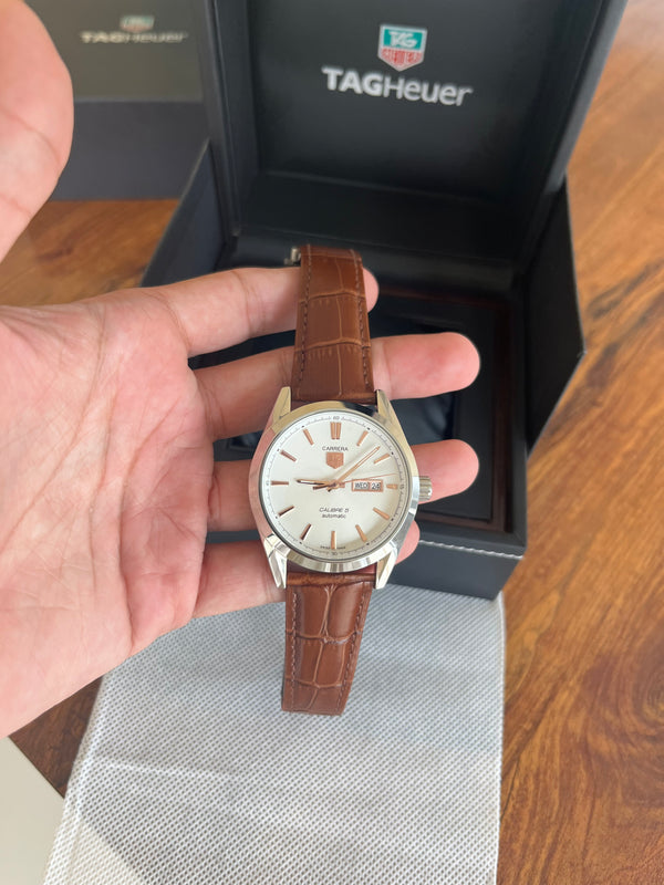 Carrera Clibre 5 - White Dial - Brown Leather Strap
