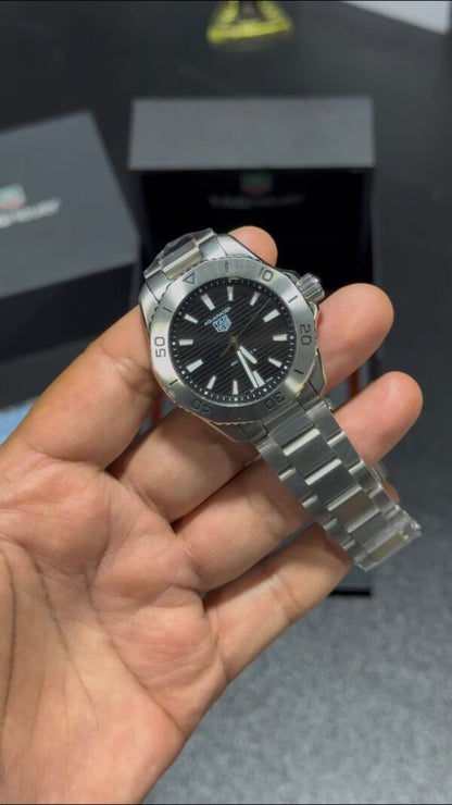 TAG Heuer Aquaracer - Black Dial - Silver Bracelet