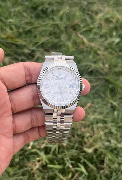 Land Dweller - White Dial - Silver Bracelet